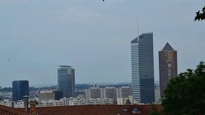 Lotnisko Lyon–Bron