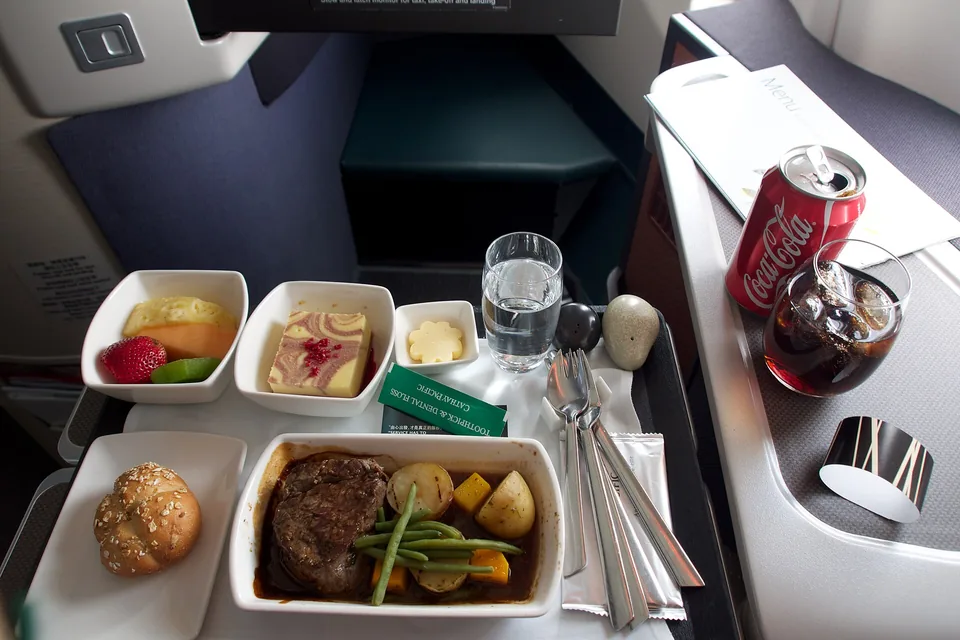 Cathay Pacific — fotel i układ kabiny