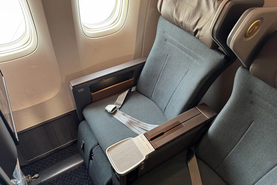 Cathay Pacific — taryfa, bagaż i pełna cena