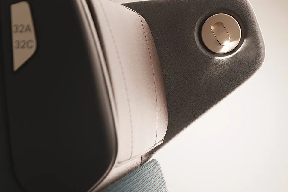 Cathay Pacific — fotel, przestrzeń i wybór miejsca
