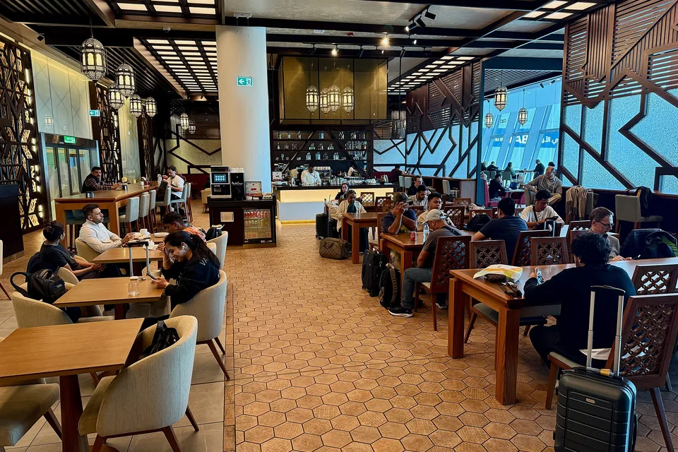 Etihad Airways — odprawa, salonik i pierwszeństwo