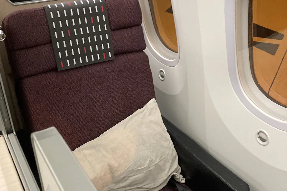 Japan Airlines — fotel i układ kabiny