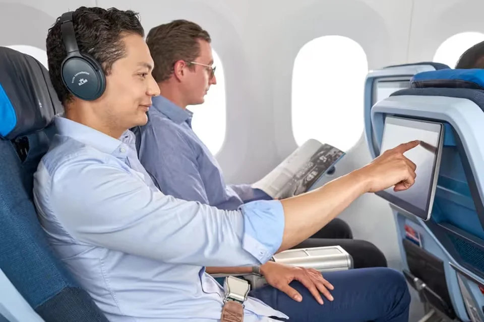 System rozrywki w KLM Premium Comfort