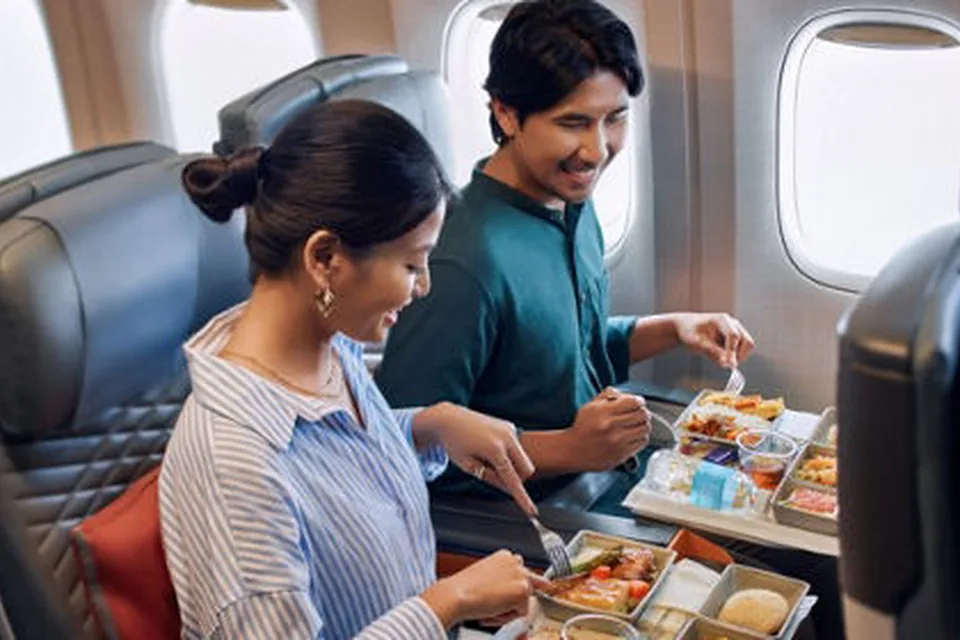 Singapore Airlines — posiłki i przebieg serwisu